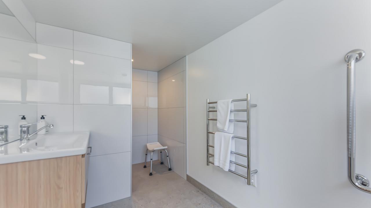 Ensuite Cabin Bathroom