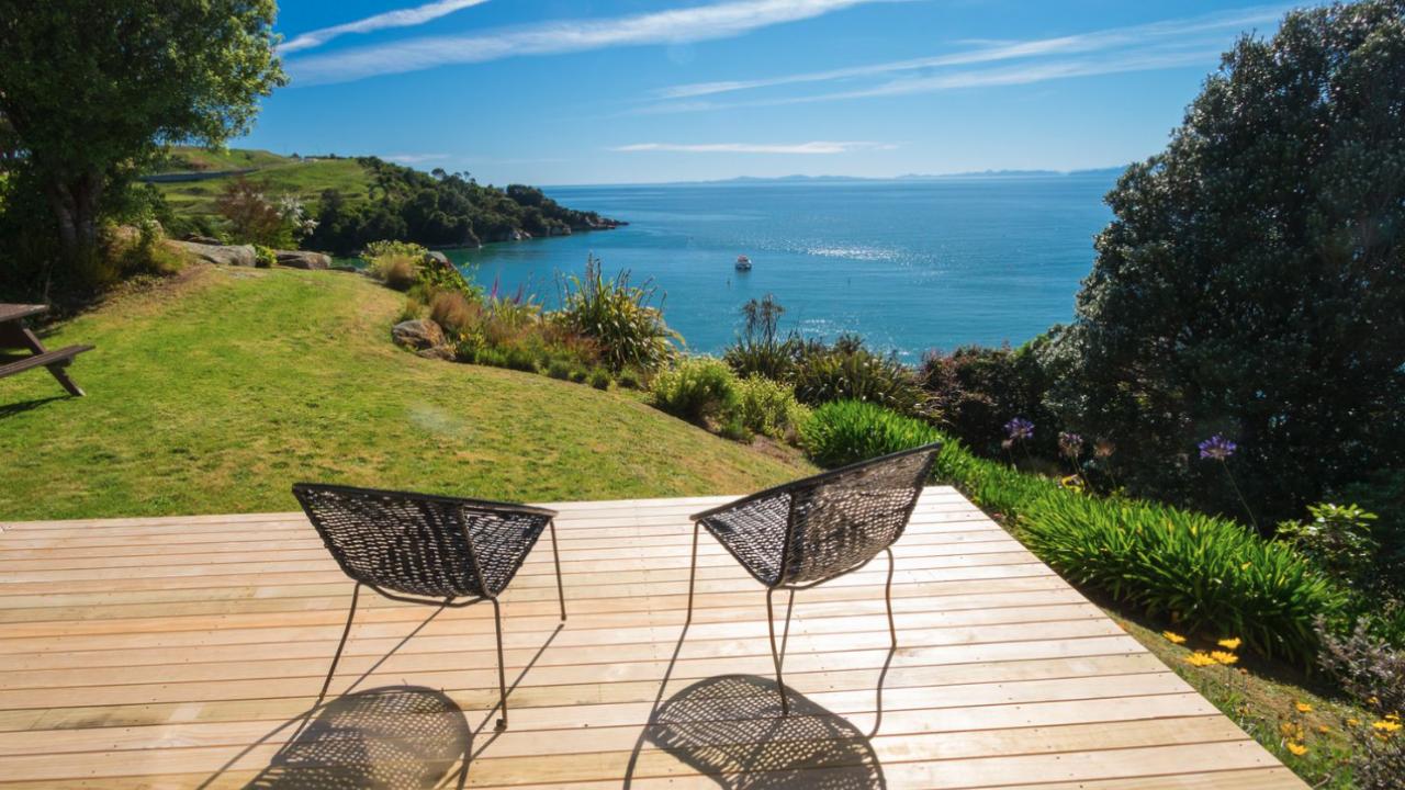 Incredible Bay Views - Kaiteriteri Bach