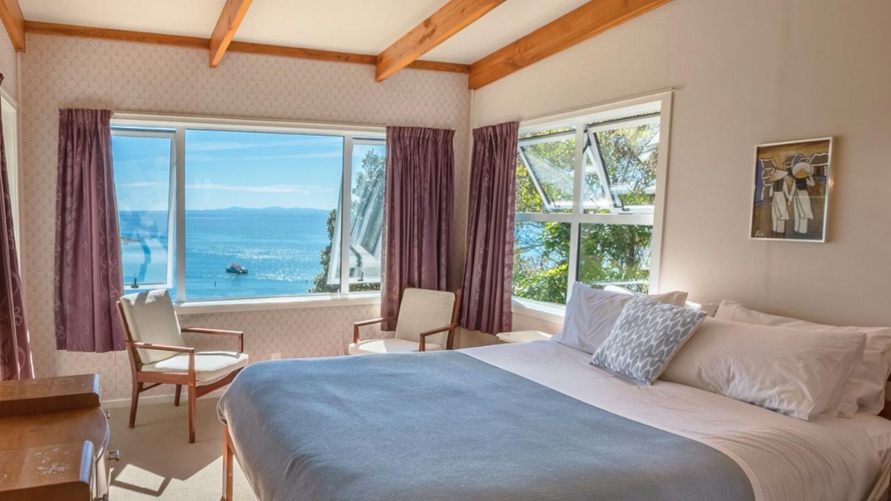 Incredible Bay Views - Kaiteriteri Bach
