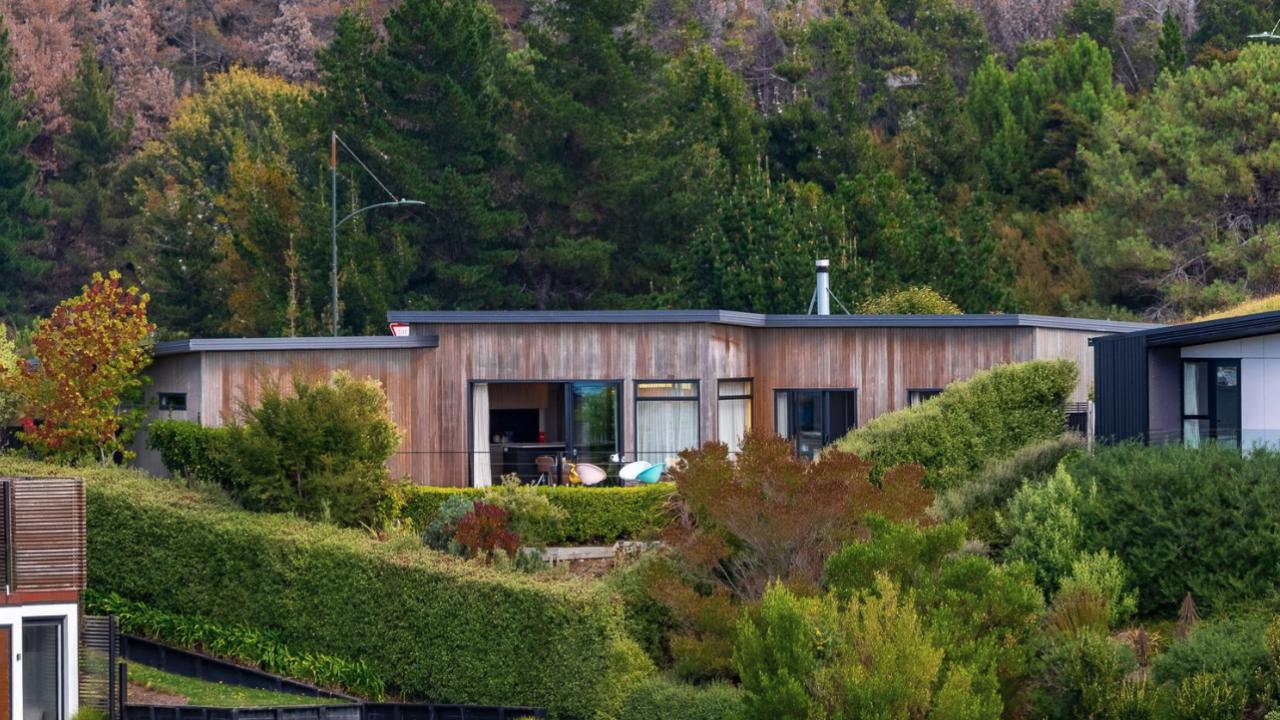 Number One Bach - Kaiteriteri Holiday Home
