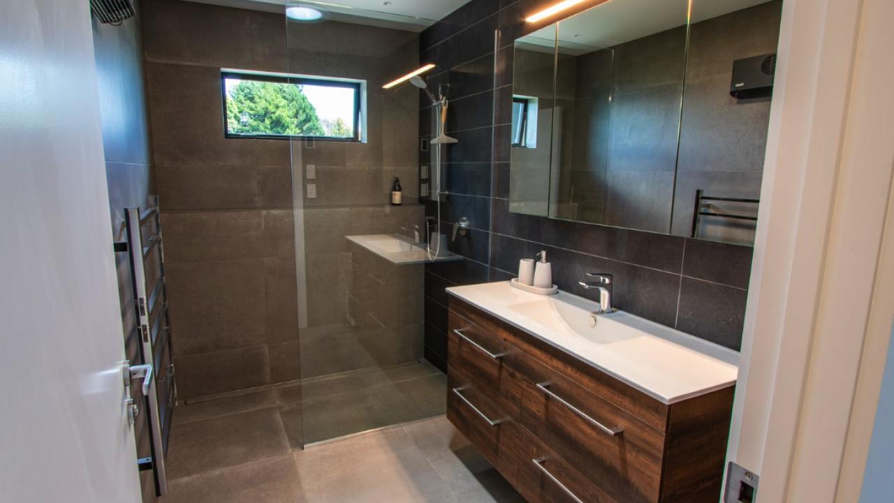Bay Vista Brilliance - Pohara Holiday Home