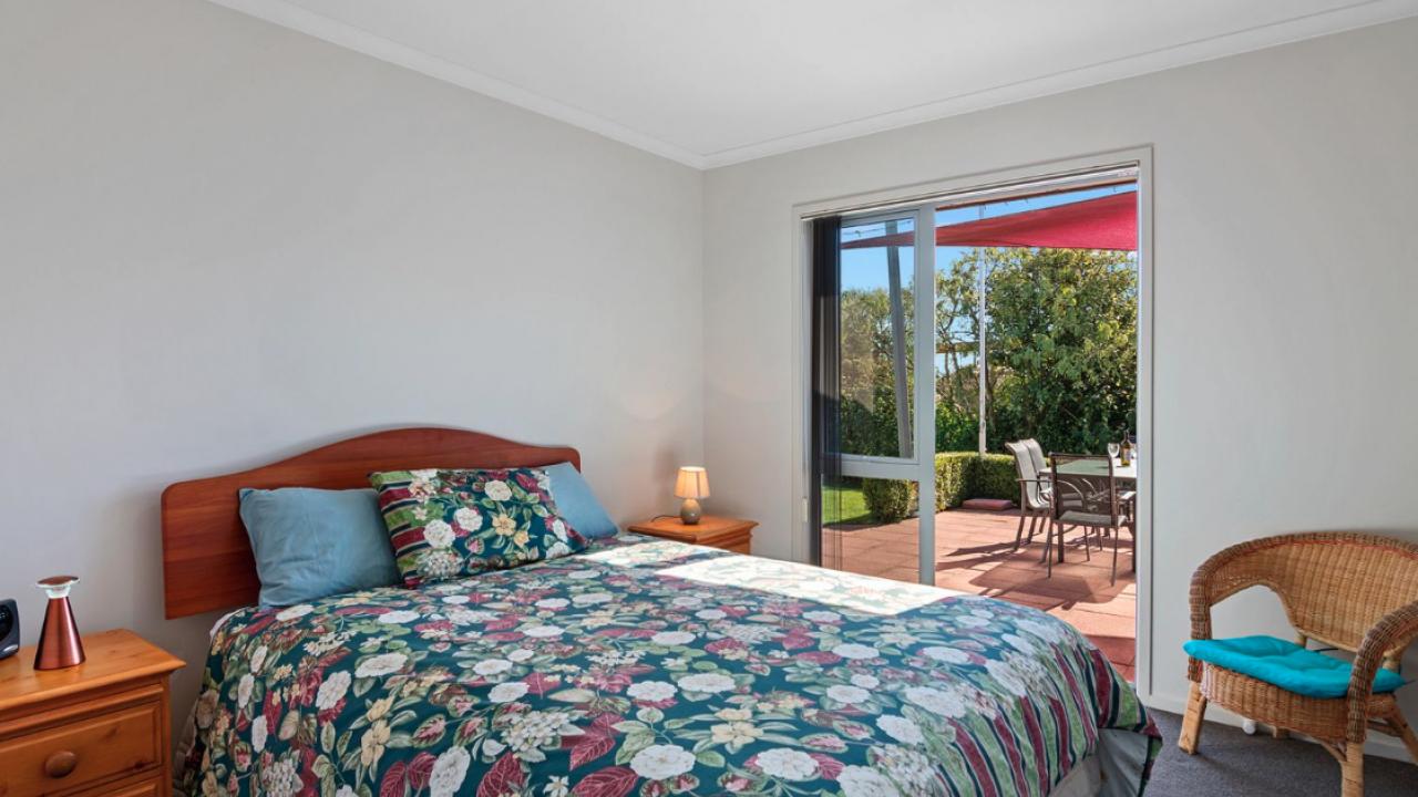 Paradise in Pohara - Pohara Beach Holiday Home