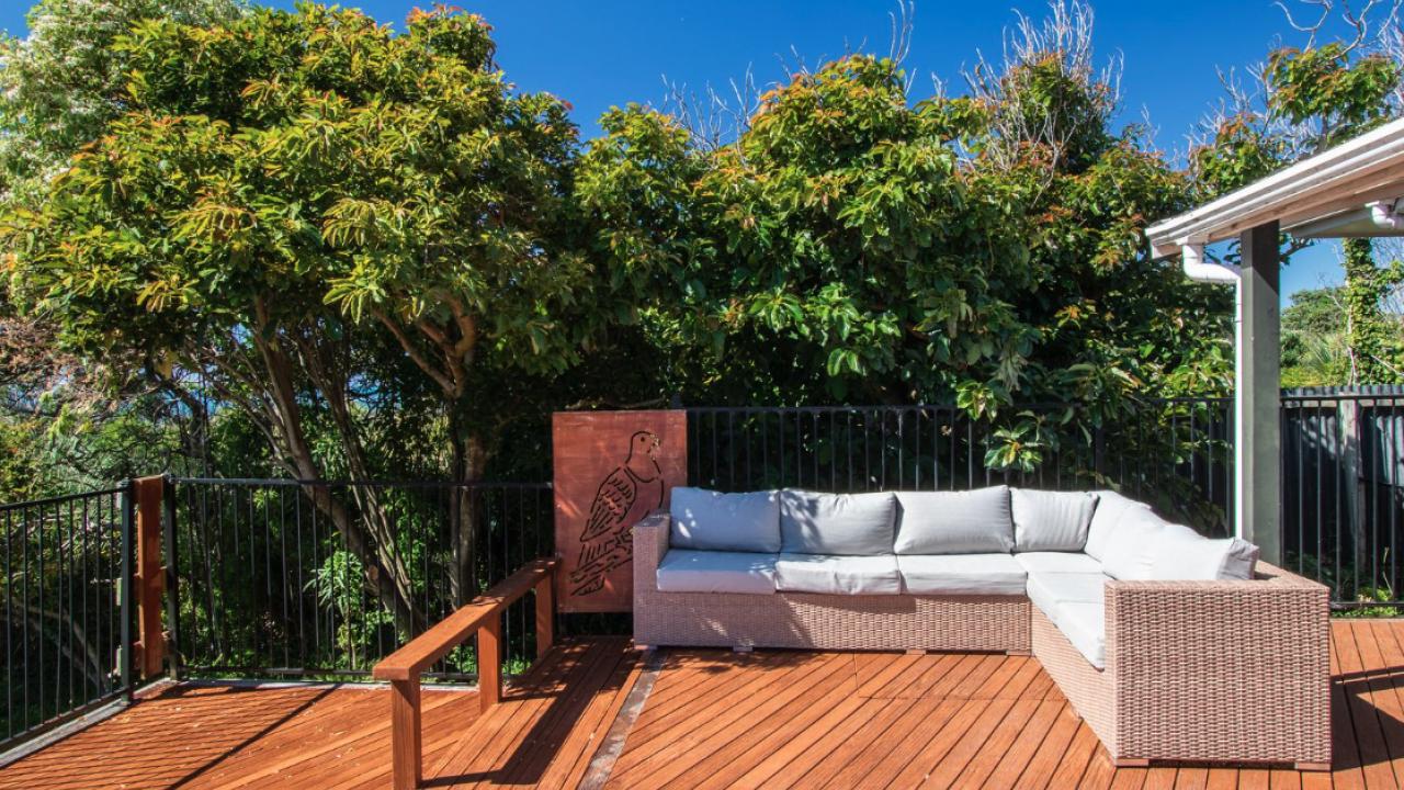 Godwit Cottage - Pākawau Beachfront Holiday Home