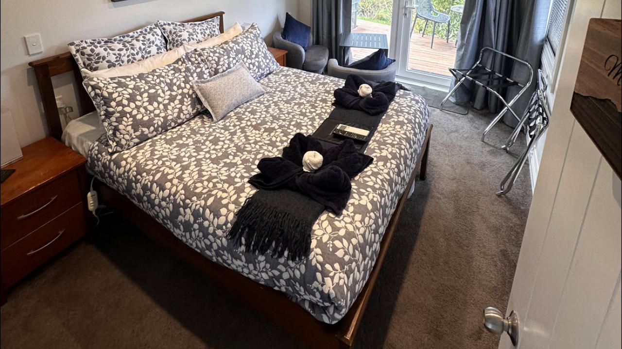 Refurbished bedroom (Jan 2025).