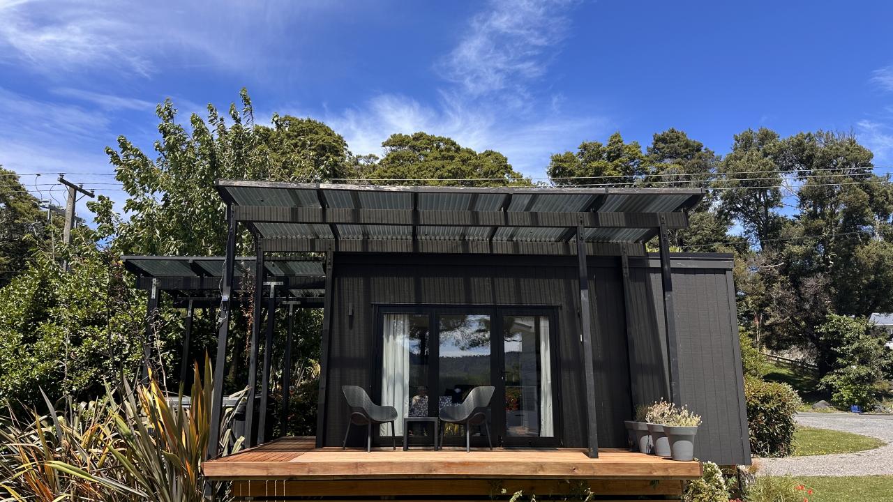 Rua Awa, our premier unit, stands apart from the other units, with a private spa and full indoor/outdoor flow.