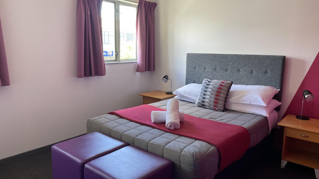 Double Room - Shared Bathroom