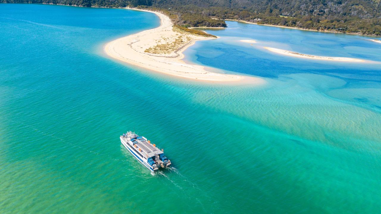Cruising the Awaroa Inlet