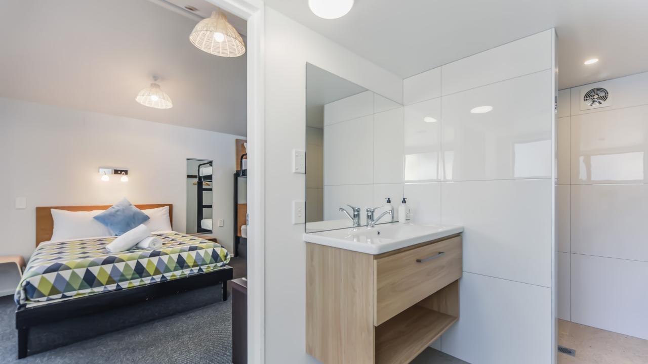 Ensuite cabin