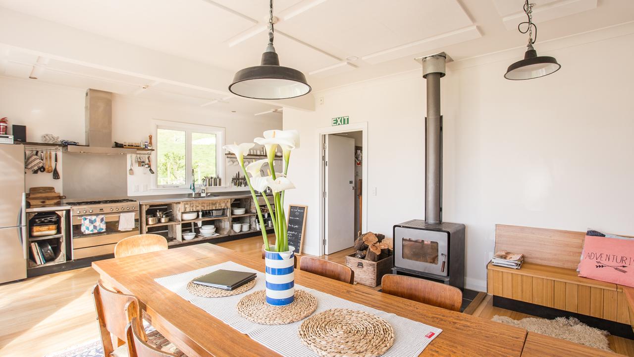 Off The Beaten Track - Idyllic Lodge Retreat