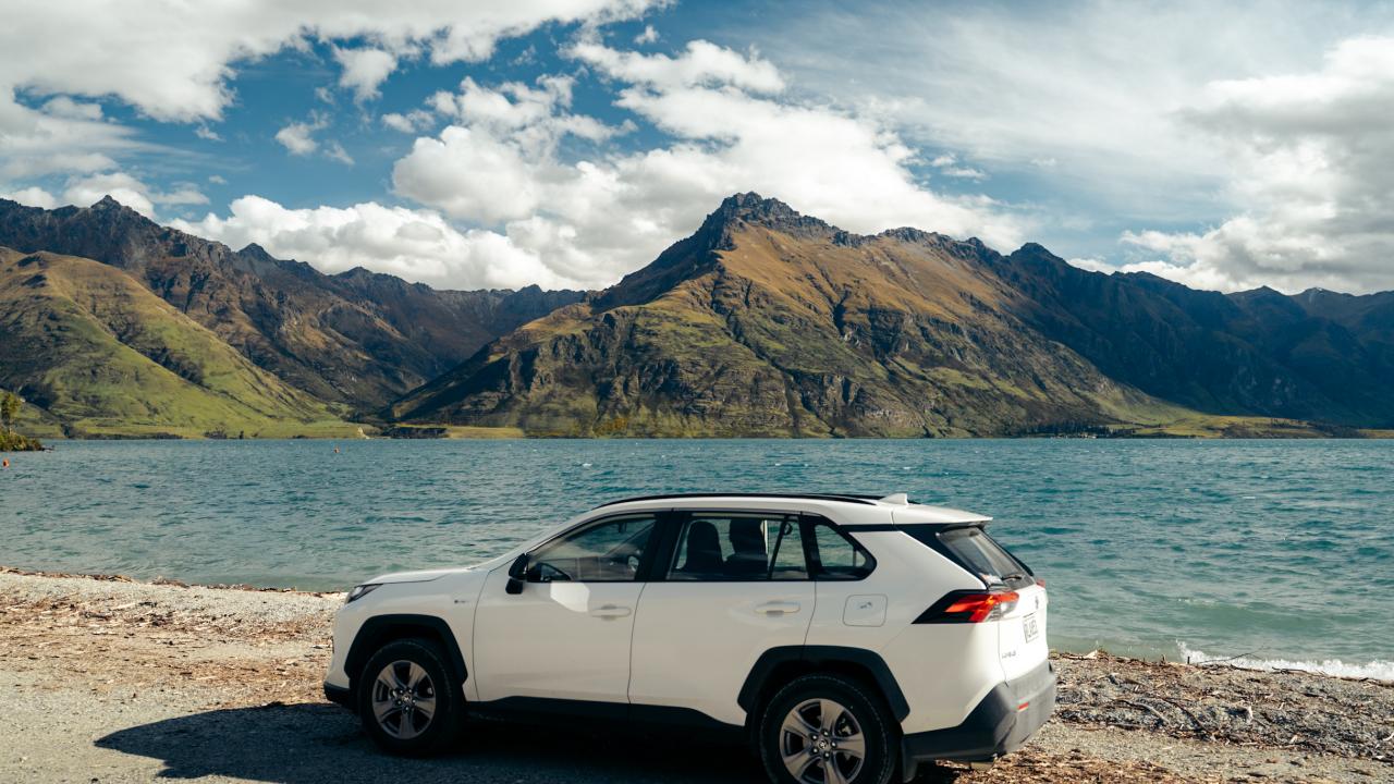 Start your adventure with Ezi.