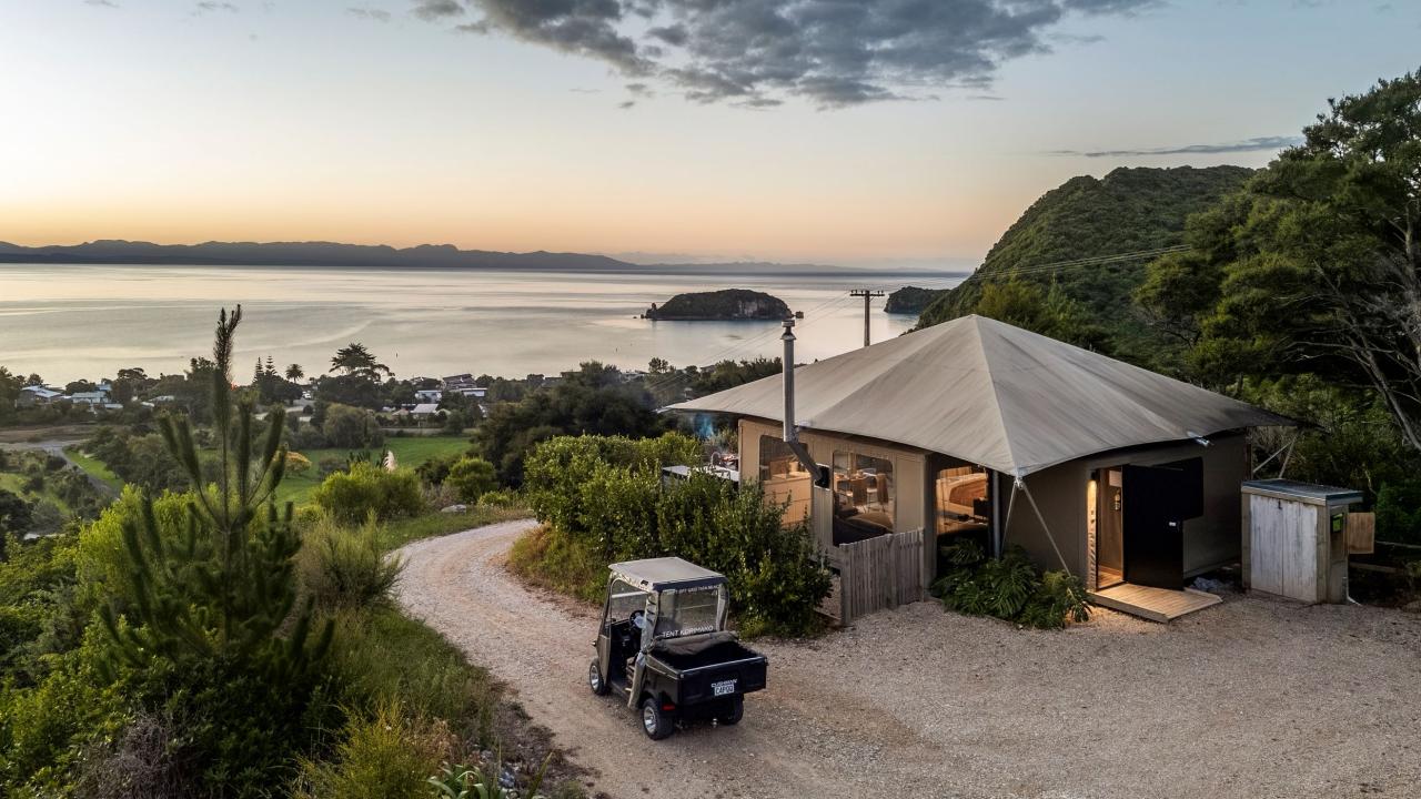 Tent Korimako - Amazing Sunsets over the ocean