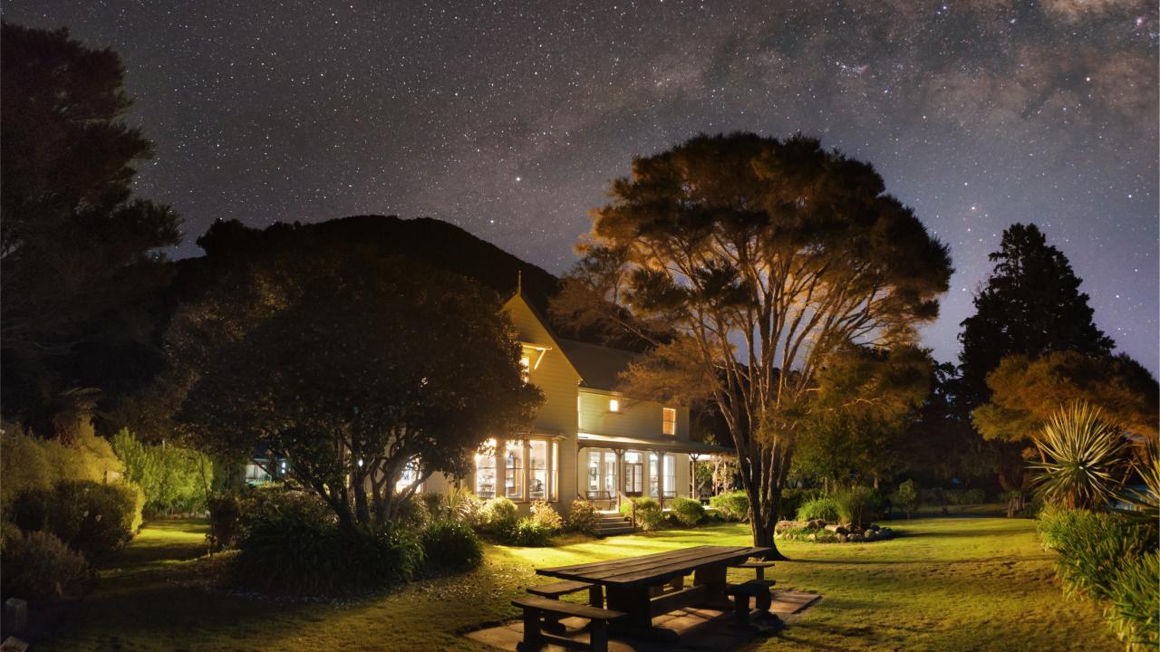 Meadowbank Homestead at Awaroa