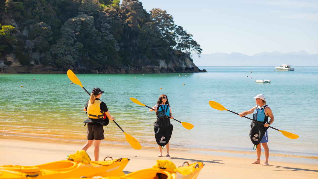Kayaking briefing with friendly, expert guides