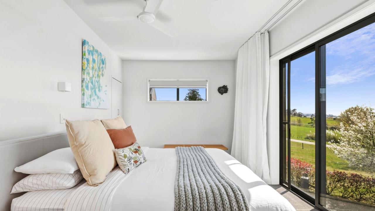 Studio One - bedroom with sea vies