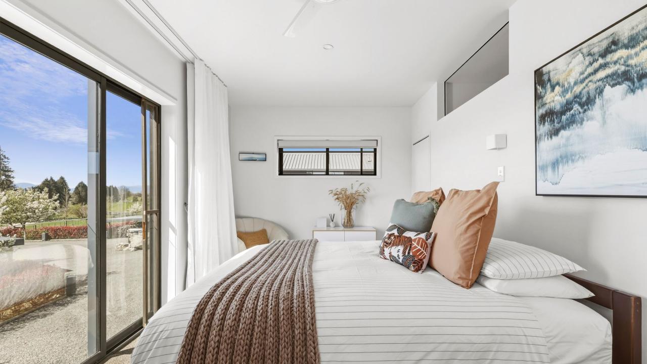 Studio Two - bedroom with sea views