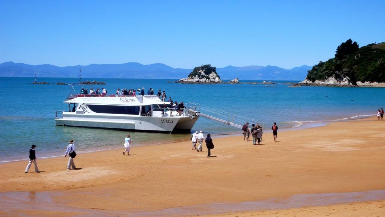 Wilsons Abel Tasman Vista Cruise at Kaiteriteri