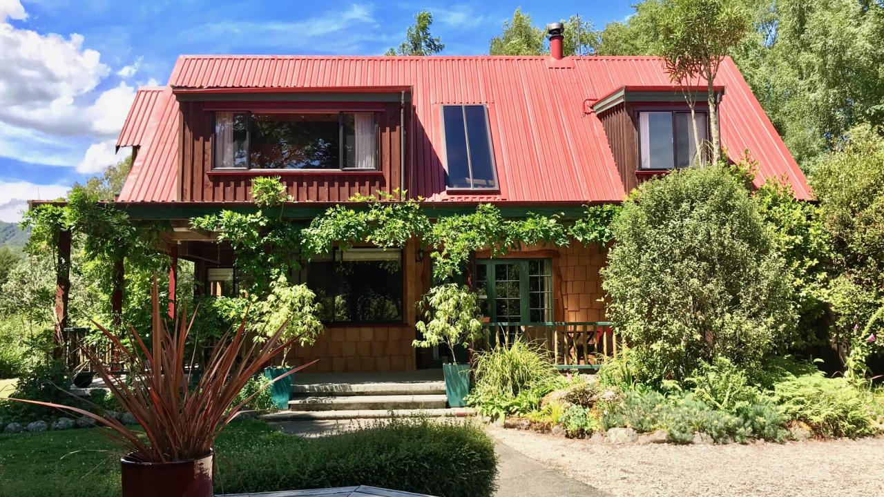 Murchison Lodge