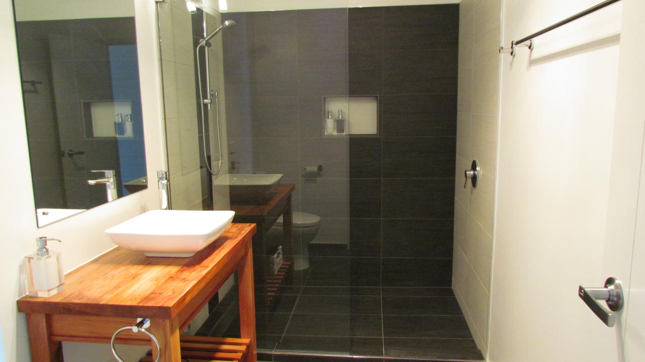 Turoa Suite bathroom