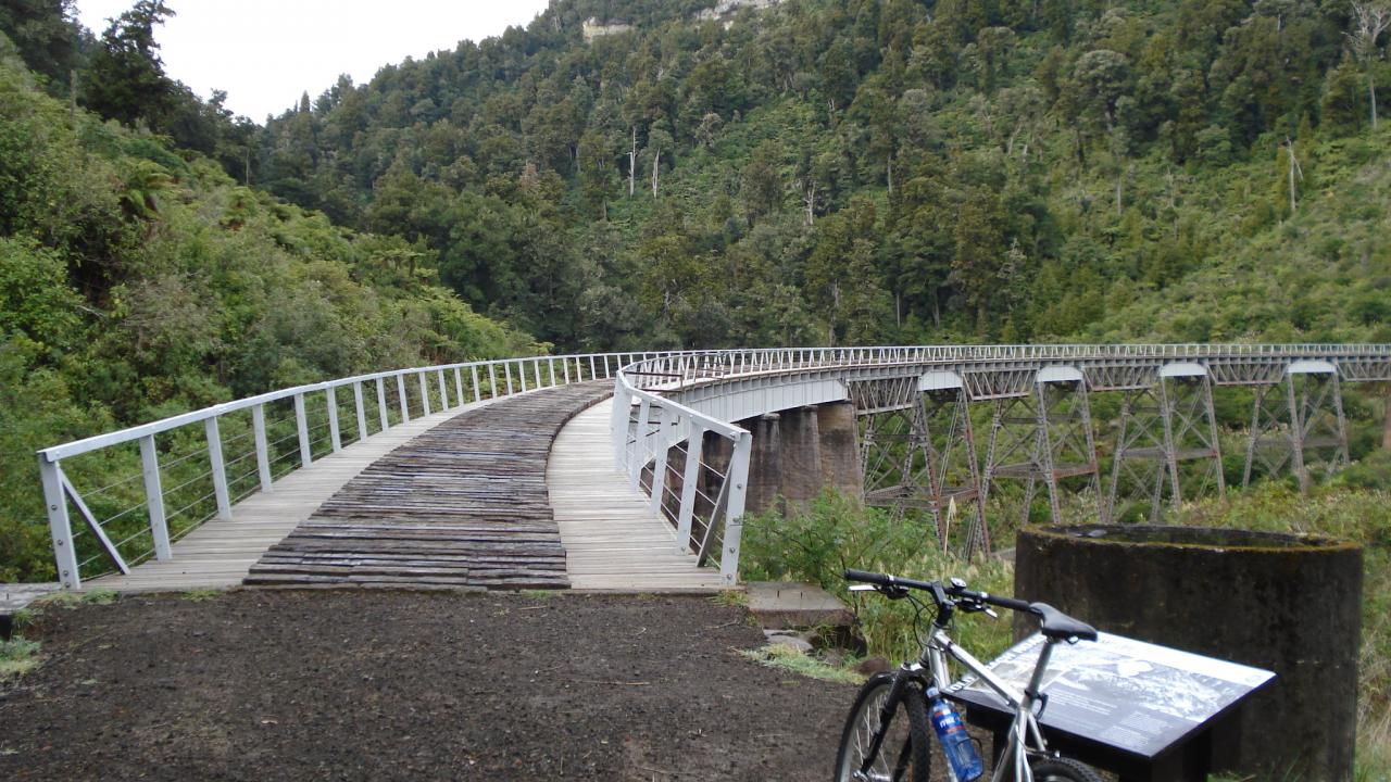 Old Coach Road, Ohakune