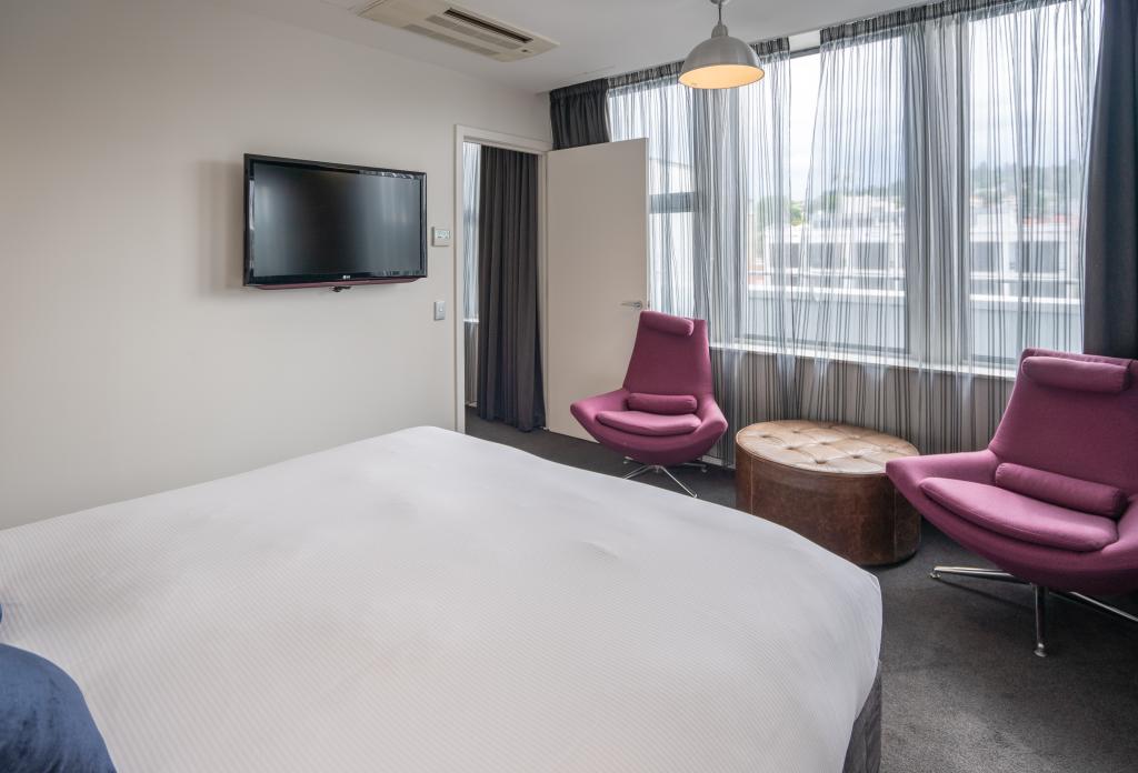 Executive Suite King Brook Sabin