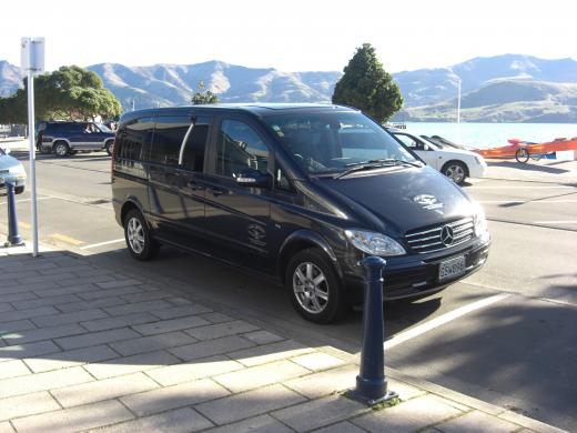 Call Jeeves Tours - Chauffeur Guided Passenger Services